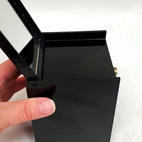 - Vintage Lacquered  jewelry box with mother of pearl calla  inlay made in… - Picture 3 of 11